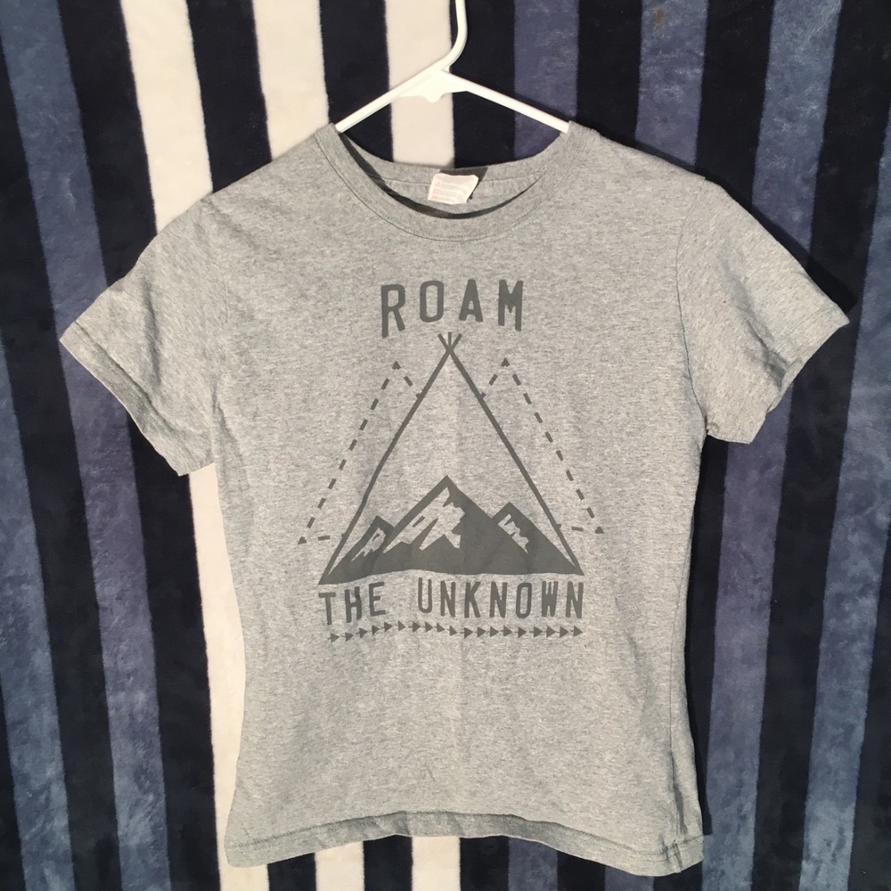 Roam The Unknown Gray T Shirt (Unisex) - Medium